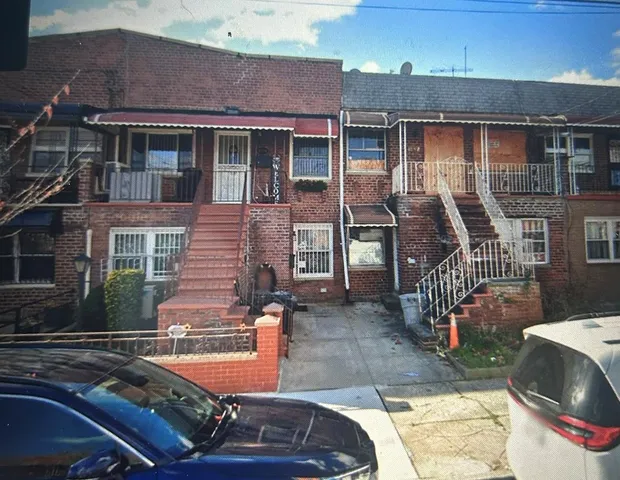 $750,000 | 1052 East 102nd Street | Canarsie