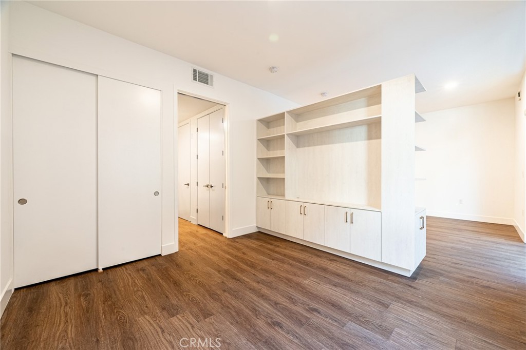 709 East Walnut Street, Unit 222 Pasadena, CA 91101 - Photo 11 of 39