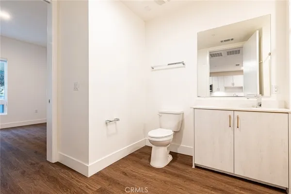 $3,080 | 709 East Walnut, Unit 222, Pasadena, CA 91101