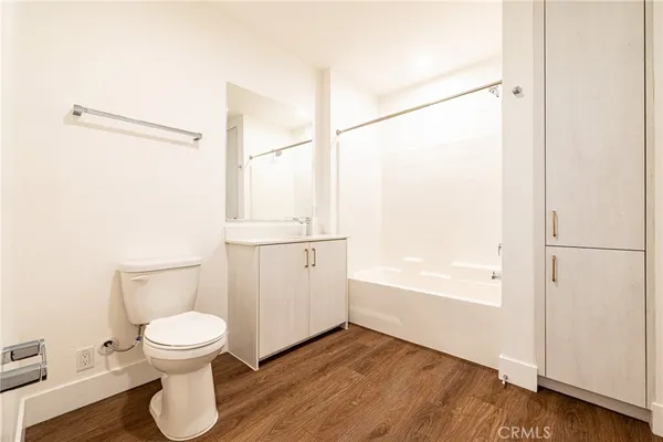 $3,080 | 709 East Walnut, Unit 222, Pasadena, CA 91101