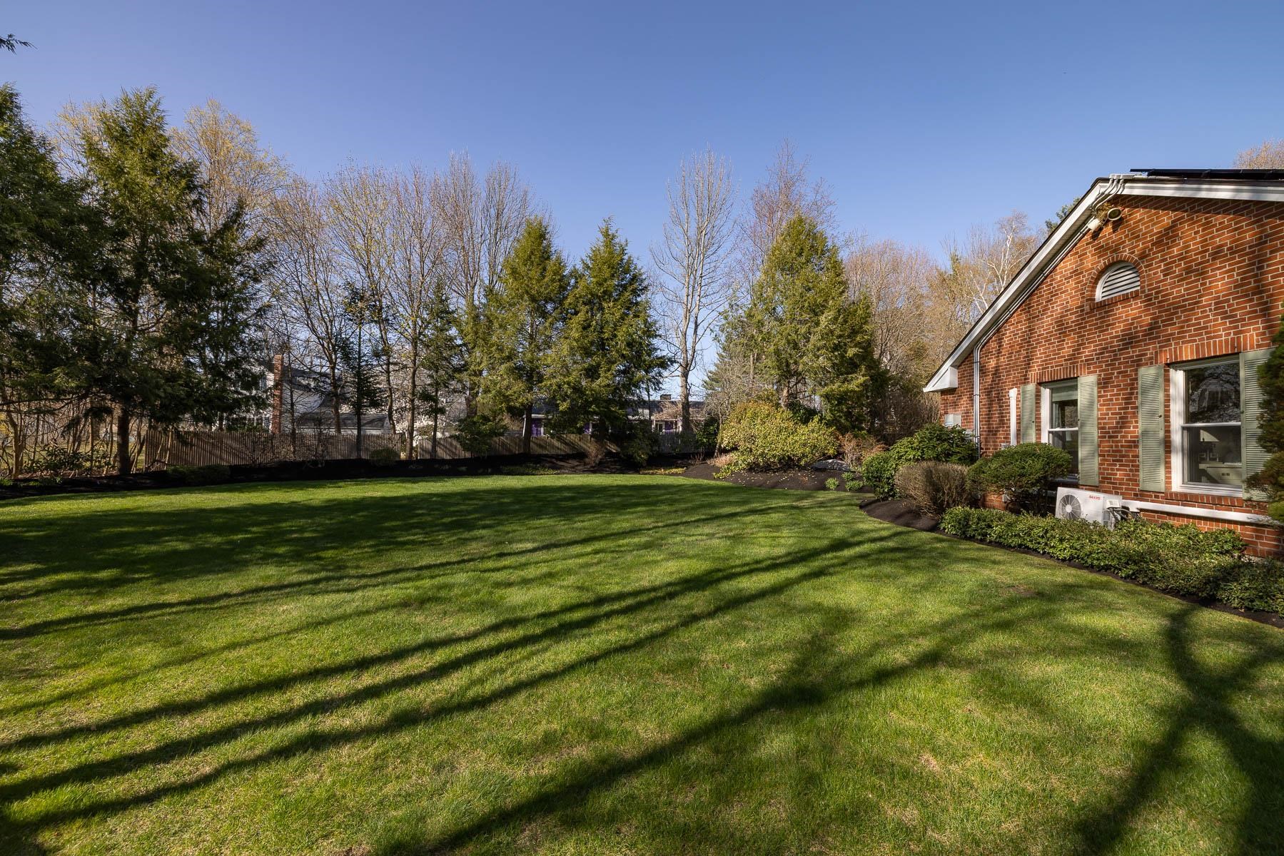 9 Hartswood Road Dover, NH 03820 - Photo 54 of 60