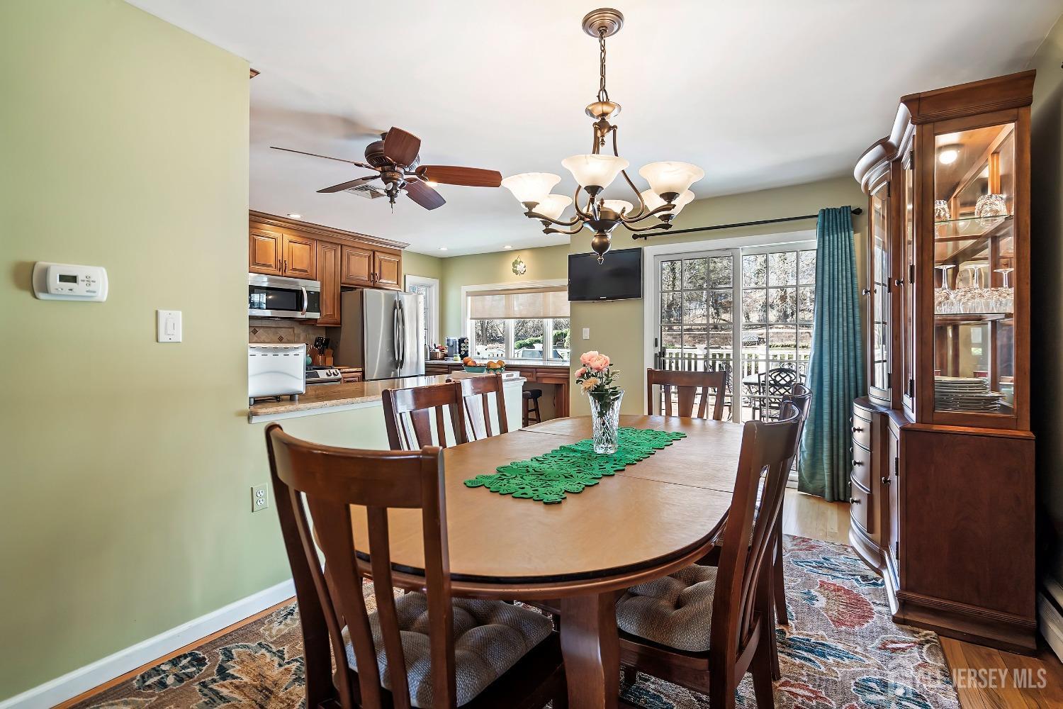 108 Colonia Road Colonia, NJ 07067 - Photo 13 of 44