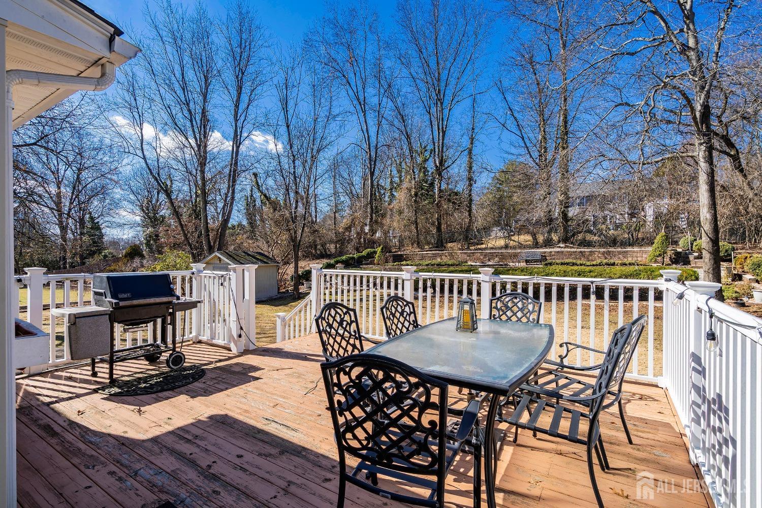 108 Colonia Road Colonia, NJ 07067 - Photo 23 of 44