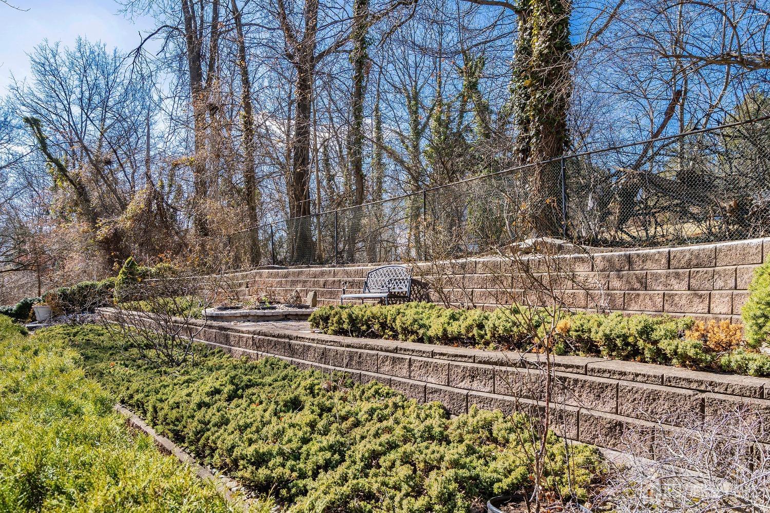 108 Colonia Road Colonia, NJ 07067 - Photo 25 of 44