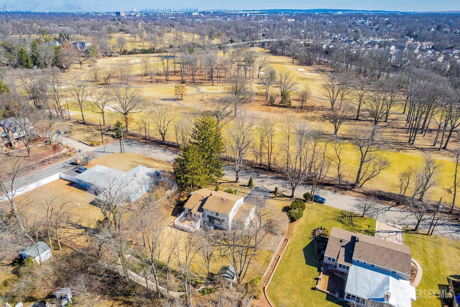 108 Colonia Road Colonia, NJ 07067 - Photo 30 of 44