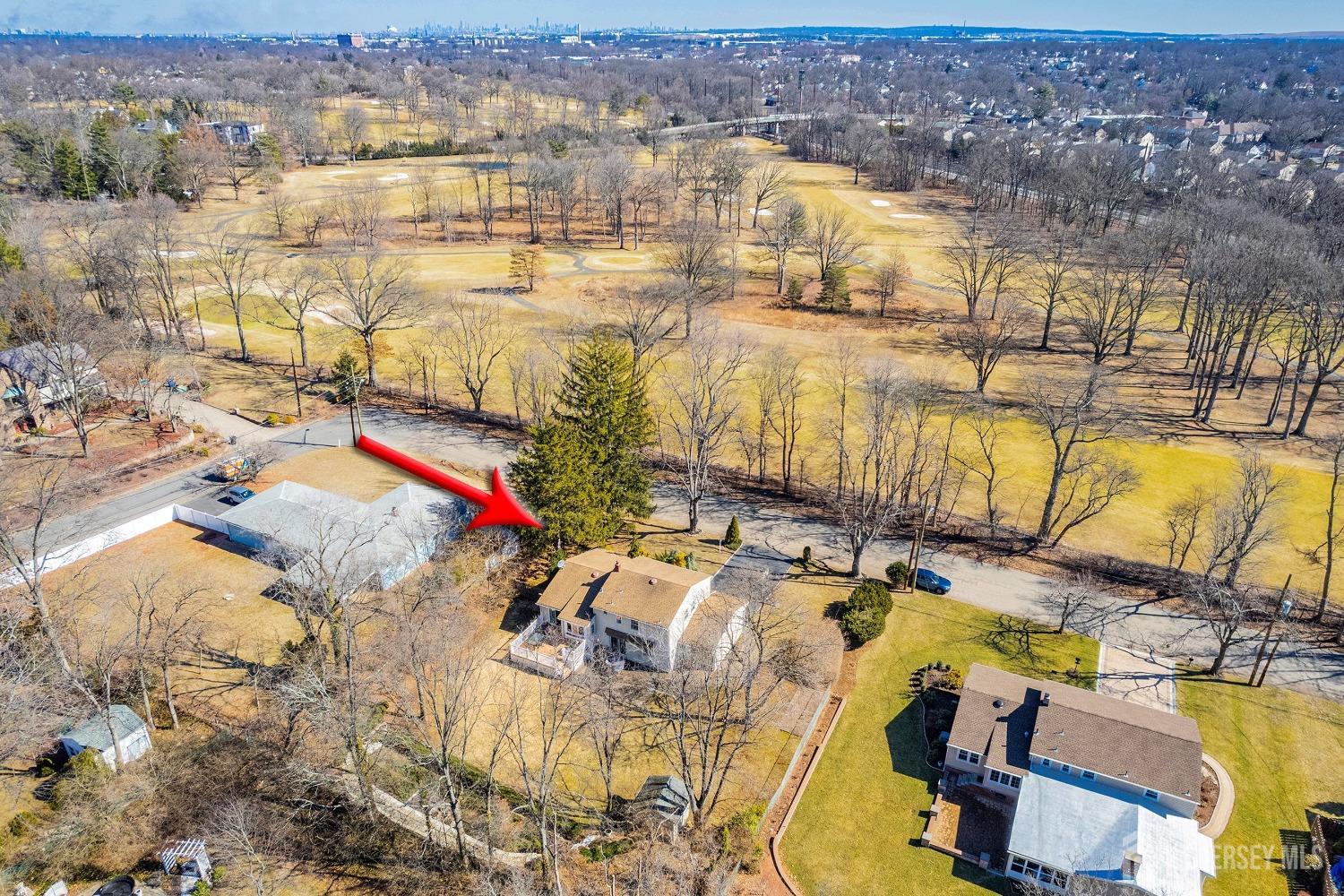 108 Colonia Road Colonia, NJ 07067 - Photo 31 of 44