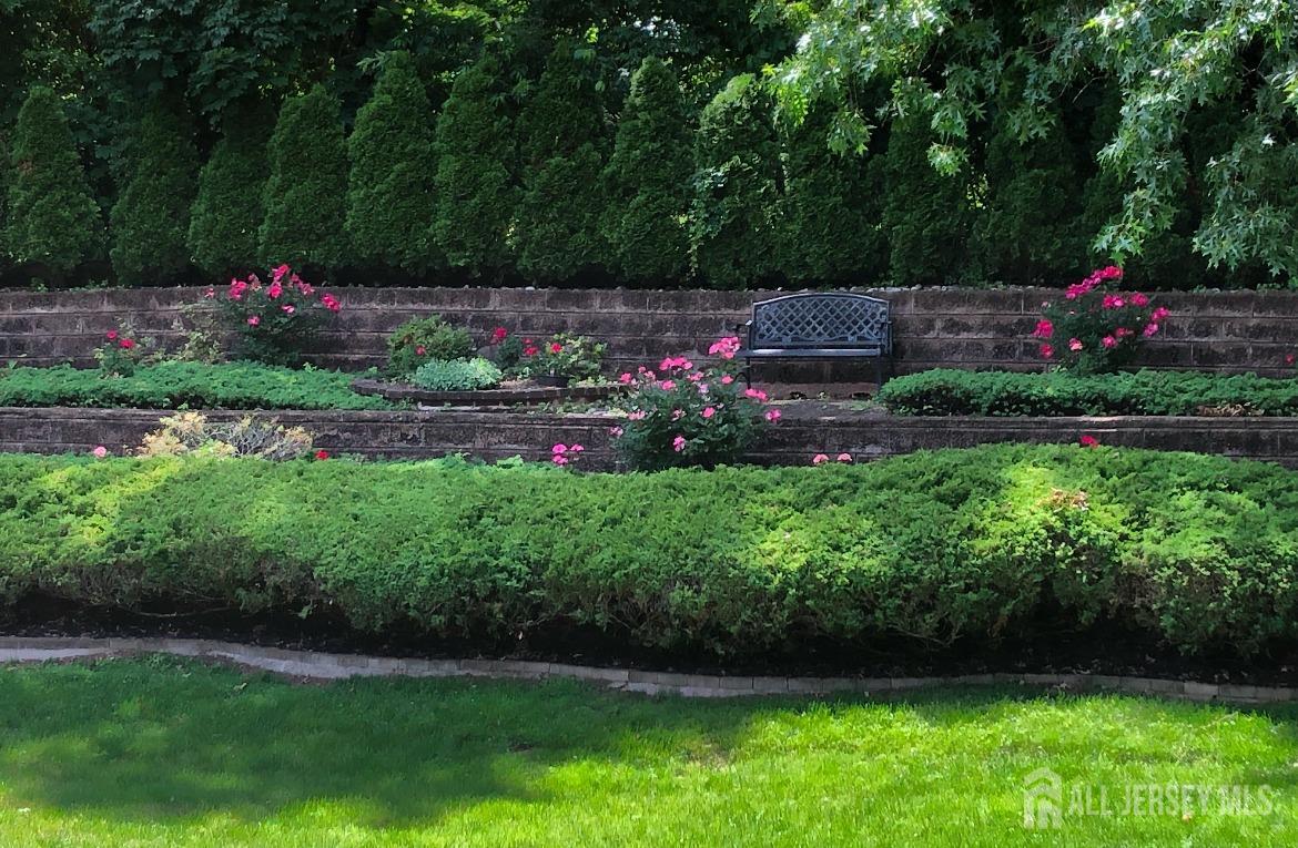 108 Colonia Road Colonia, NJ 07067 - Photo 41 of 44
