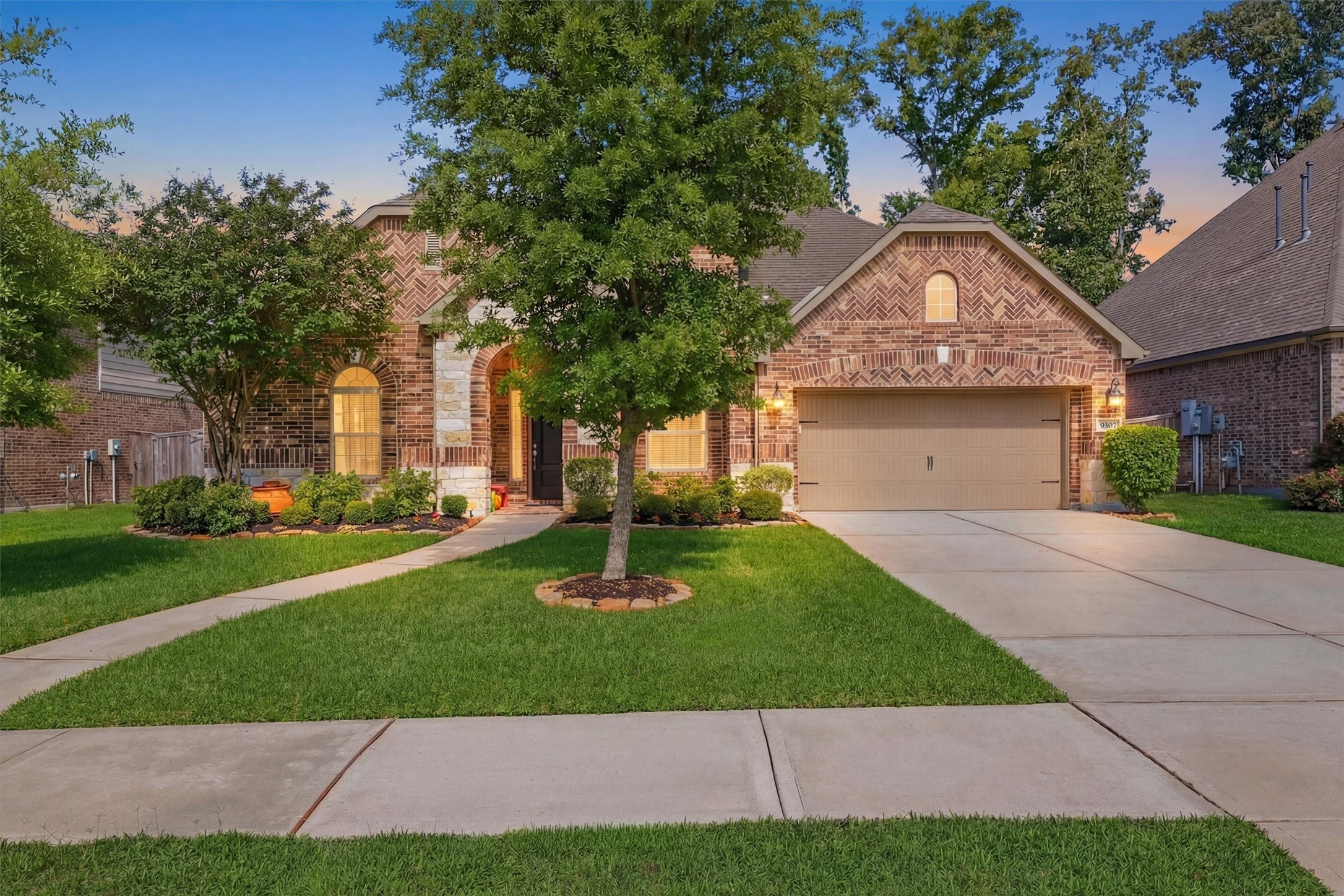 9307 Providence Bend Lane Houston, TX 77365 - Photo 3 of 45