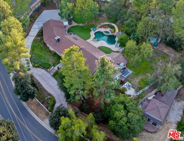 $5,495,000 | 24901 Jim Bridger Road, Hidden Hills, CA 91302