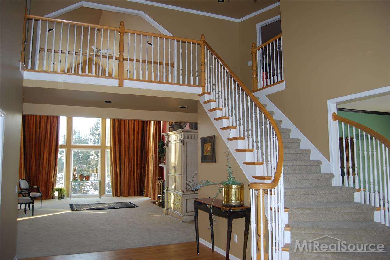 5765 Kirkridge Trail Rochester, MI 48306 - Photo 3 of 23