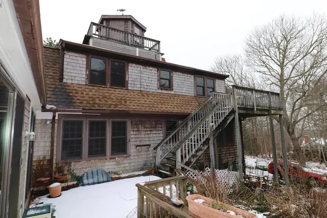 $899,900 | 930 Old Bass River Road, Dennis, MA 02638