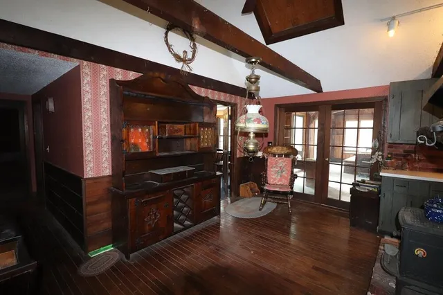 $899,900 | 930 Old Bass River Road, Dennis, MA 02638