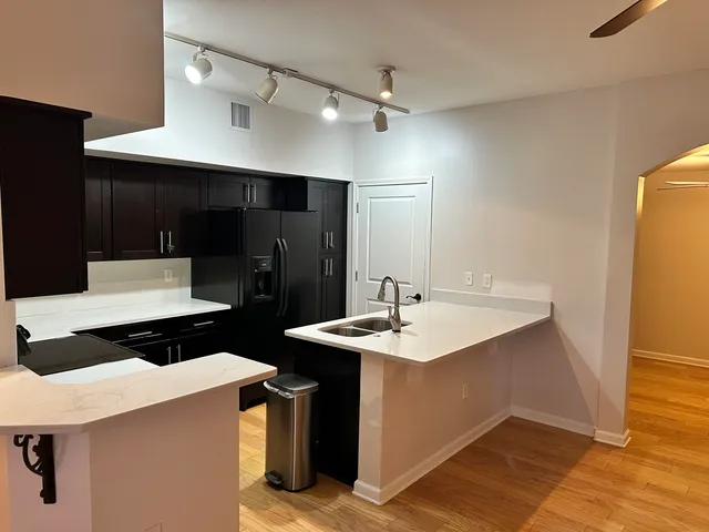 $2,250 | 665 Tennessee Street, Unit 309, Memphis, TN 38103