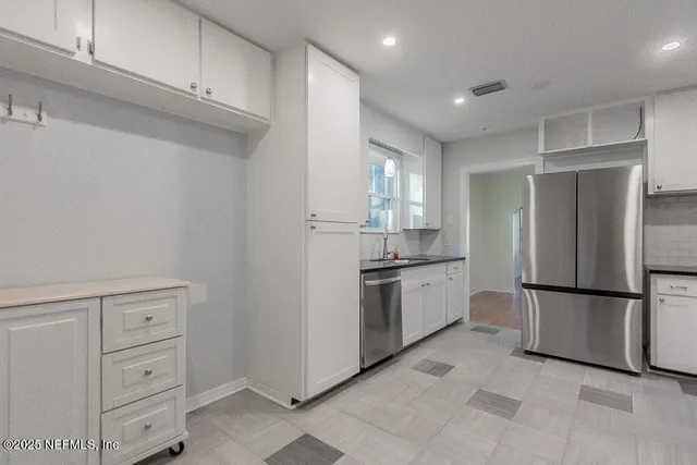 $1,850 | 3620 Myra Street, Jacksonville, FL 32205