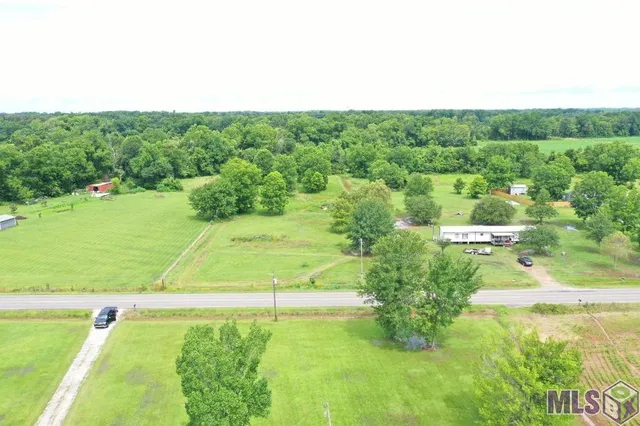 $25,900 | 2031 Highway 452, Marksville, LA 71351