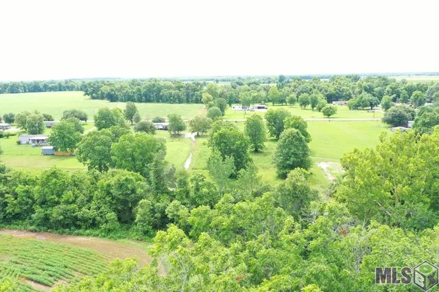 $25,900 | 2031 Highway 452, Marksville, LA 71351