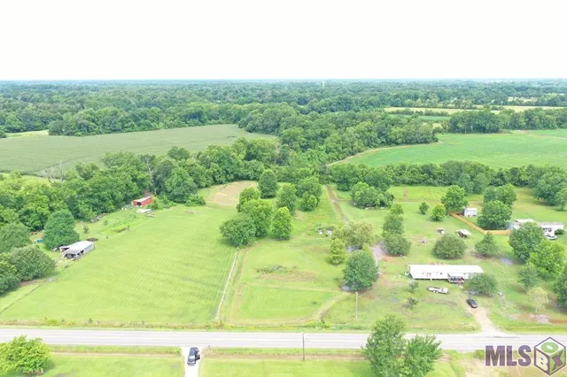 $25,900 | 2031 Highway 452, Marksville, LA 71351