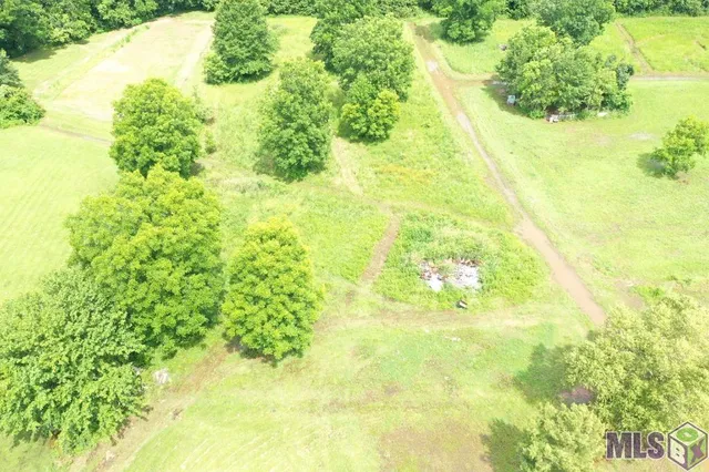 $25,900 | 2031 Highway 452, Marksville, LA 71351