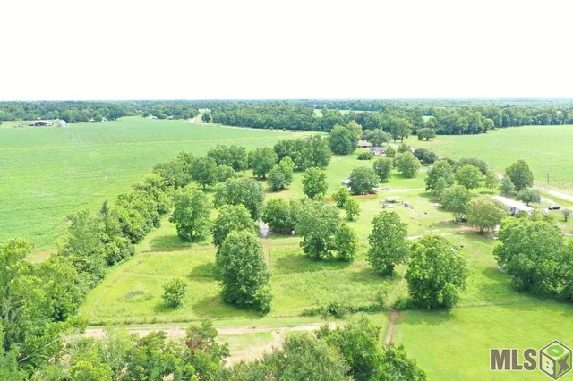 $25,900 | 2031 Highway 452, Marksville, LA 71351