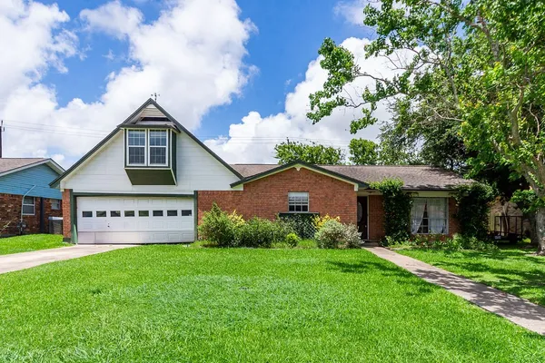 $250,000 | 618 West 9th Street, Freeport, TX 77541