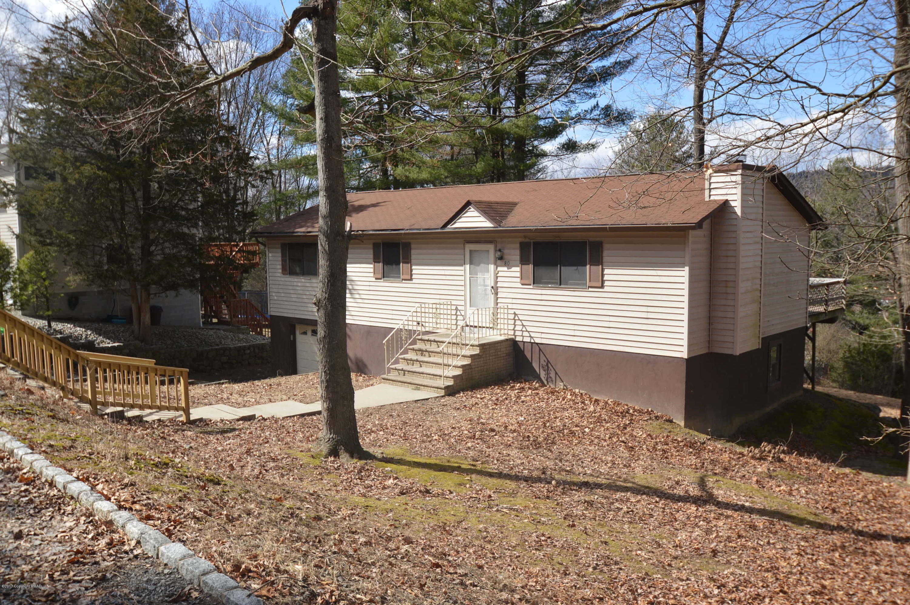 5081 Pine Ridge Road North East Stroudsburg, PA 18302 - Photo 2 of 13 3
