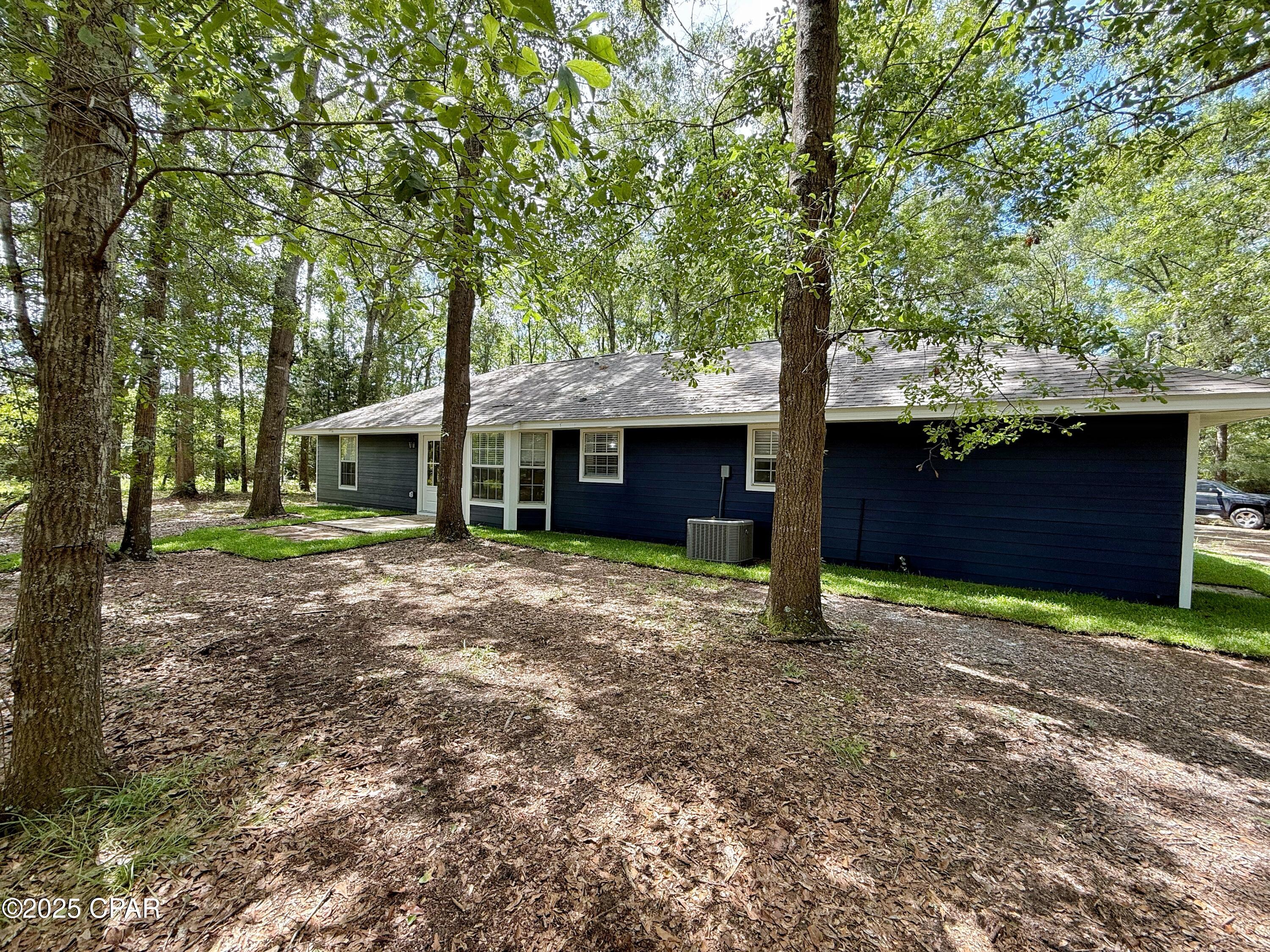 4734 Cliff Road Graceville, FL 32440 - Photo 37 of 39