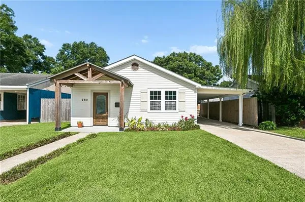 $265,000 | 284 Shannon Lane West, Harahan, LA 70123