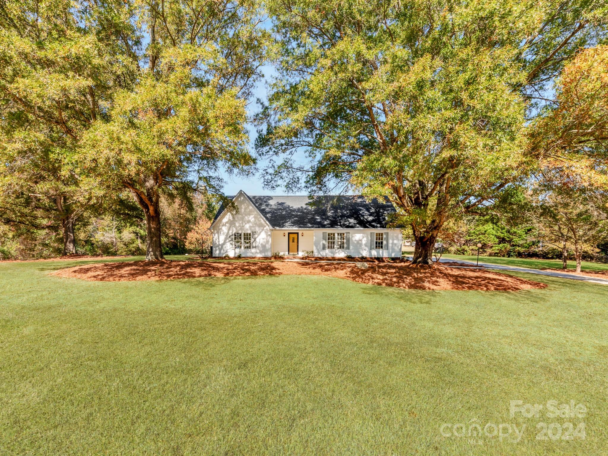 4839 Taxahaw Road Lancaster, SC 29720 - Photo 3 of 37 Gallery Image 3