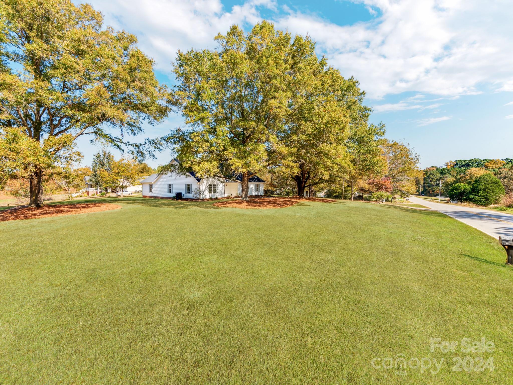 4839 Taxahaw Road Lancaster, SC 29720 - Photo 6 of 37 Gallery Image 6