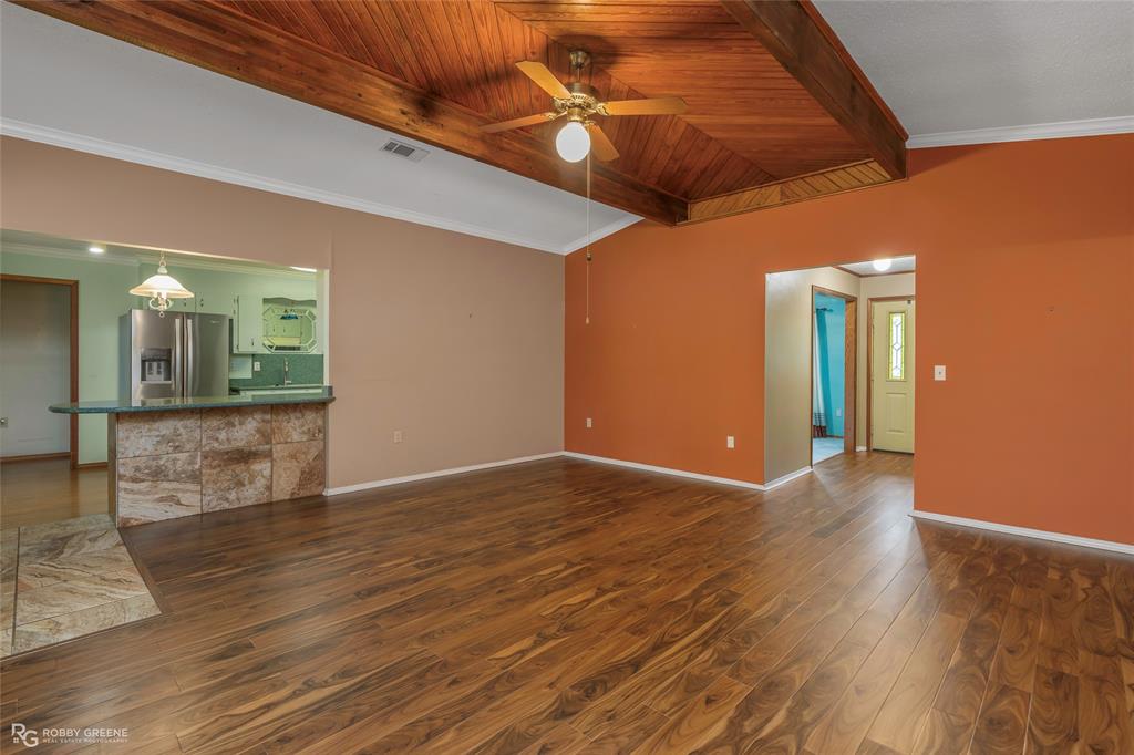 1001 Ridgewood Circle Minden, LA 71055 - Photo 6 of 26 Cathedral