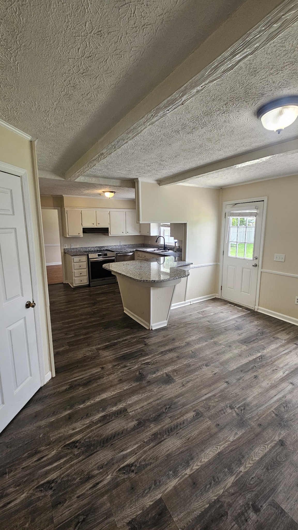 375 Mortons Lake Road Manchester, TN 37355 - Photo 9 of 16
