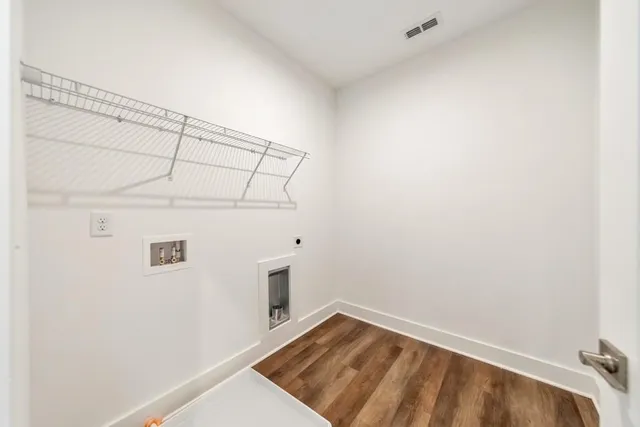 a view of utility room