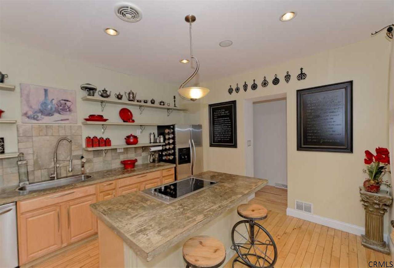 6212 Johnston Road Albany, NY 12203 - Photo 11 of 23 Photo 11