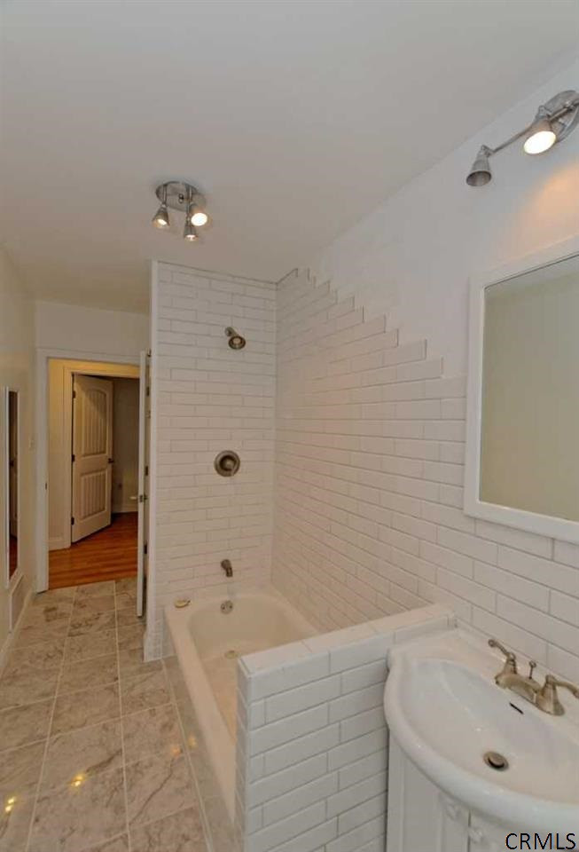 6212 Johnston Road Albany, NY 12203 - Photo 14 of 23 Photo 14