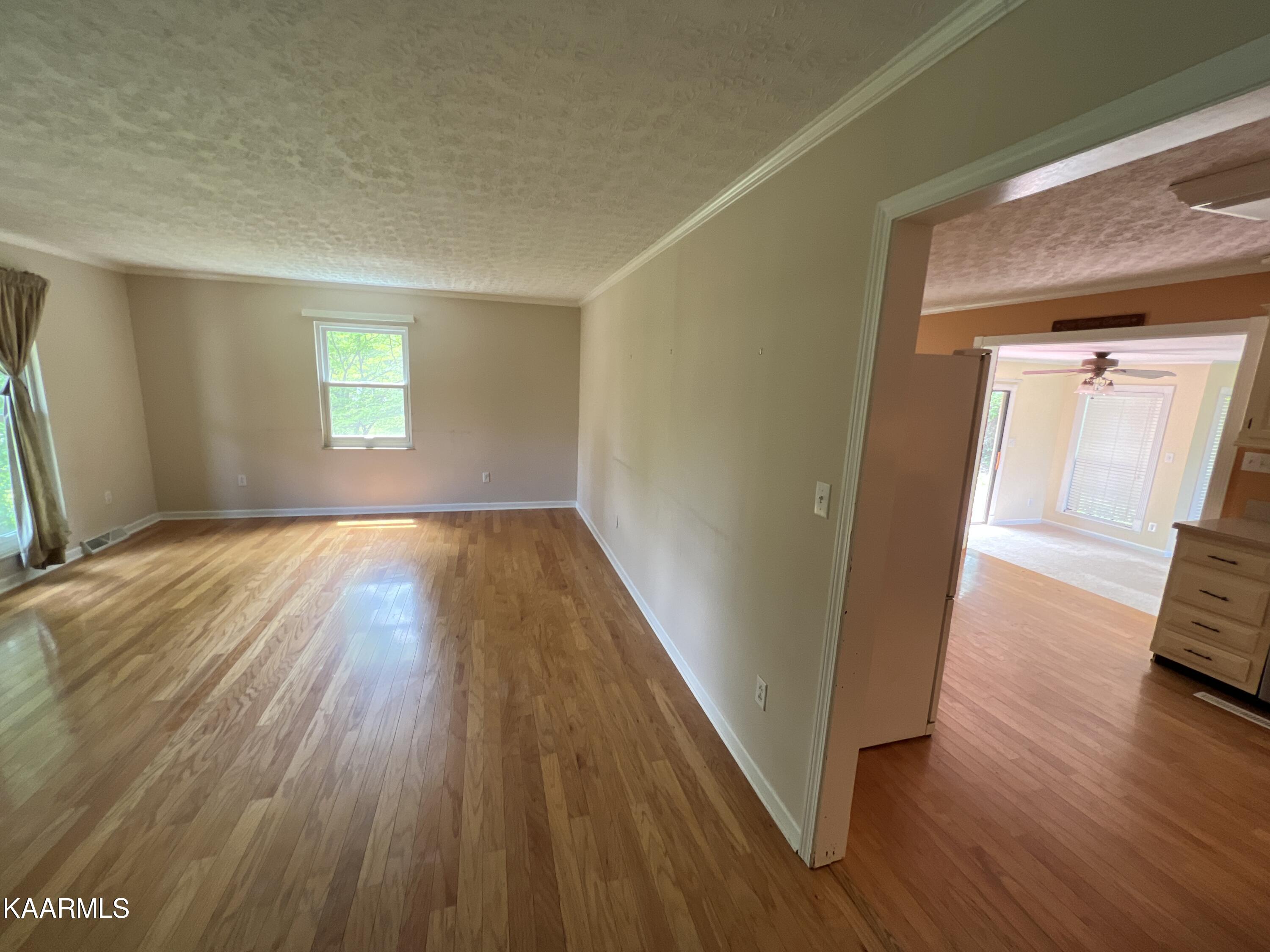 231 Duke Road Maryville, TN 37803 - Photo 5 of 20 EE4A0967-1705-46C5-9ECD-3EBFF17F55A1