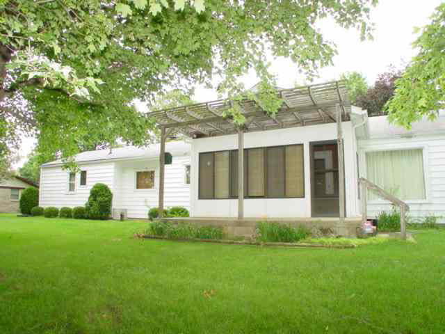 2195 Northwest Raintree Drive New Castle, IN 47362 - Photo 2 of 9 Gallery Image 2
