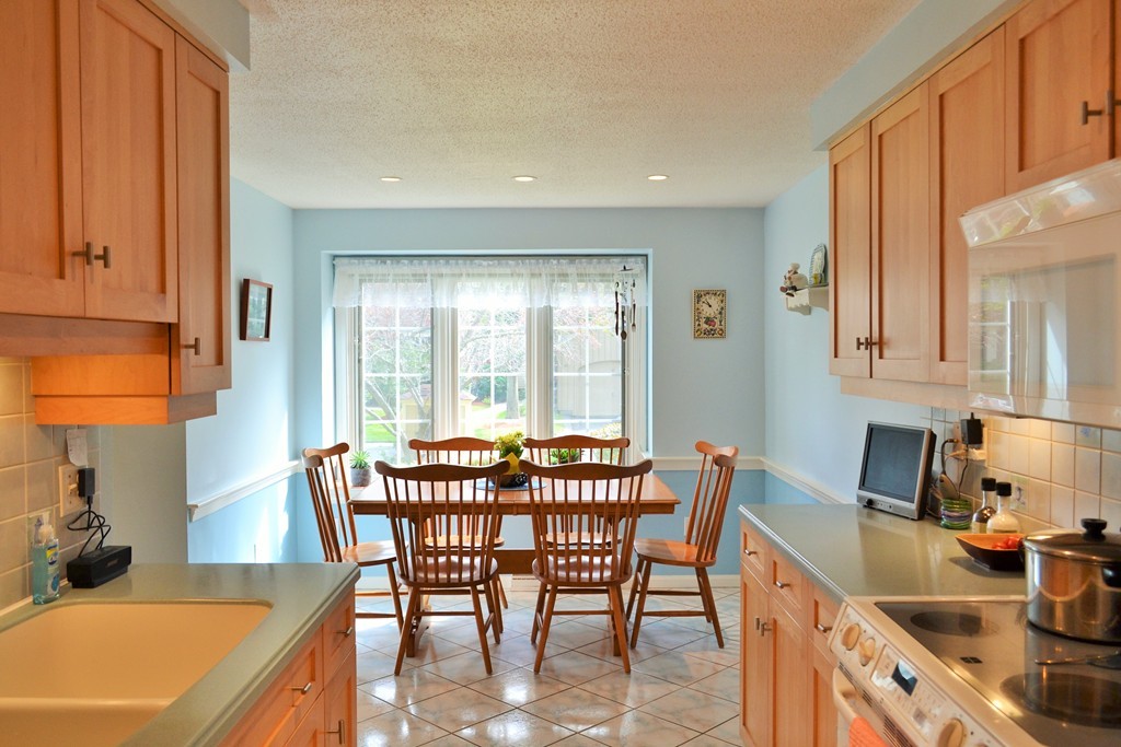 83 Village Post Road, Unit 83 Danvers, MA 01923 - Photo 5 of 28 Gallery Image 5