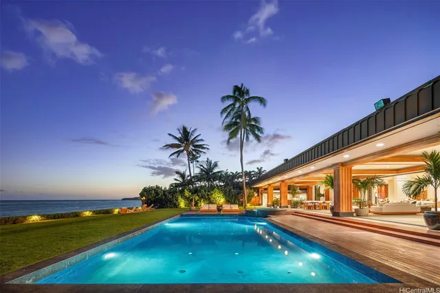 a view of a basket ball ground