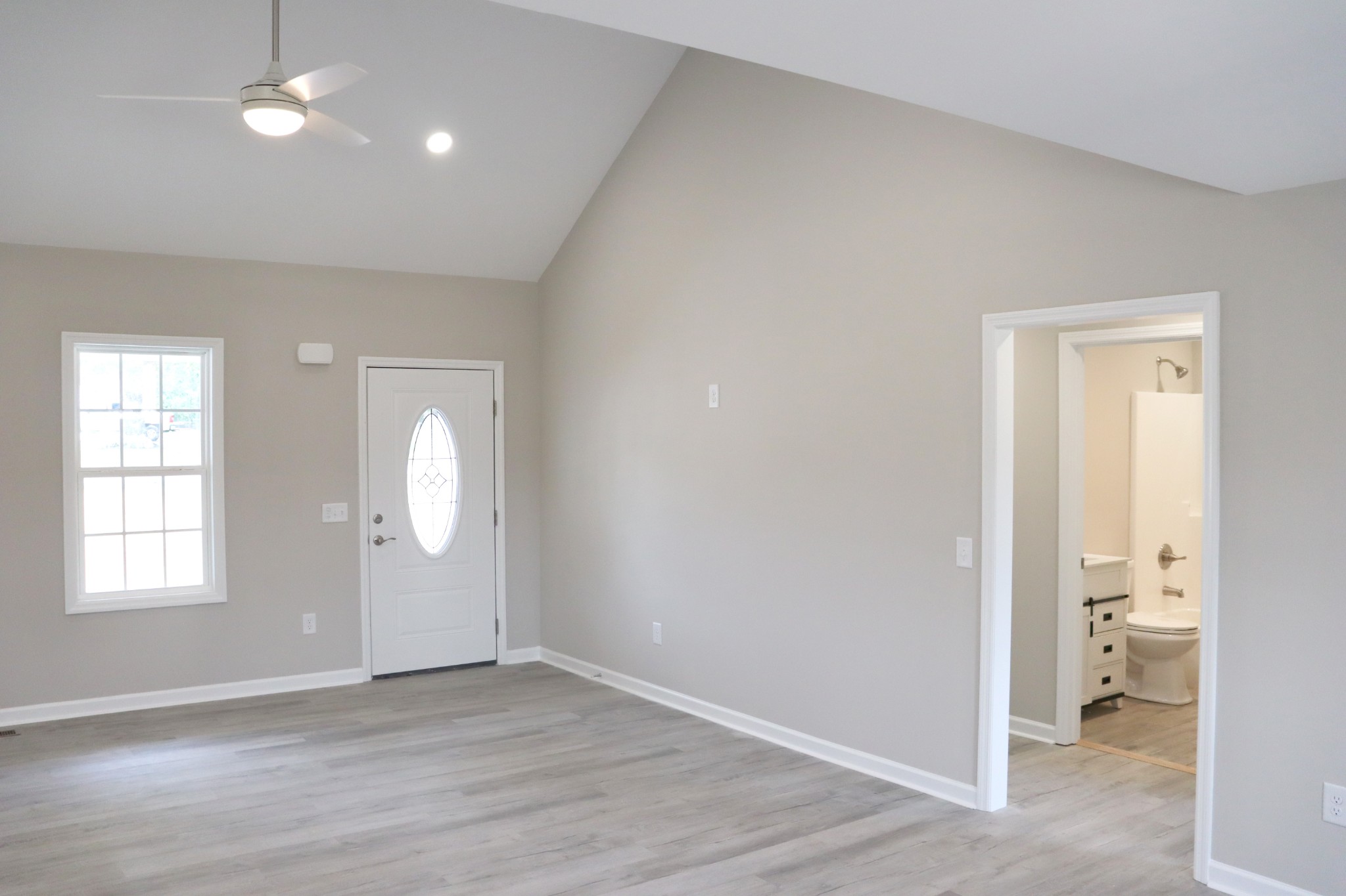 646 Ragsdale Road Manchester, TN 37355 - Photo 4 of 38 Gallery Image 4