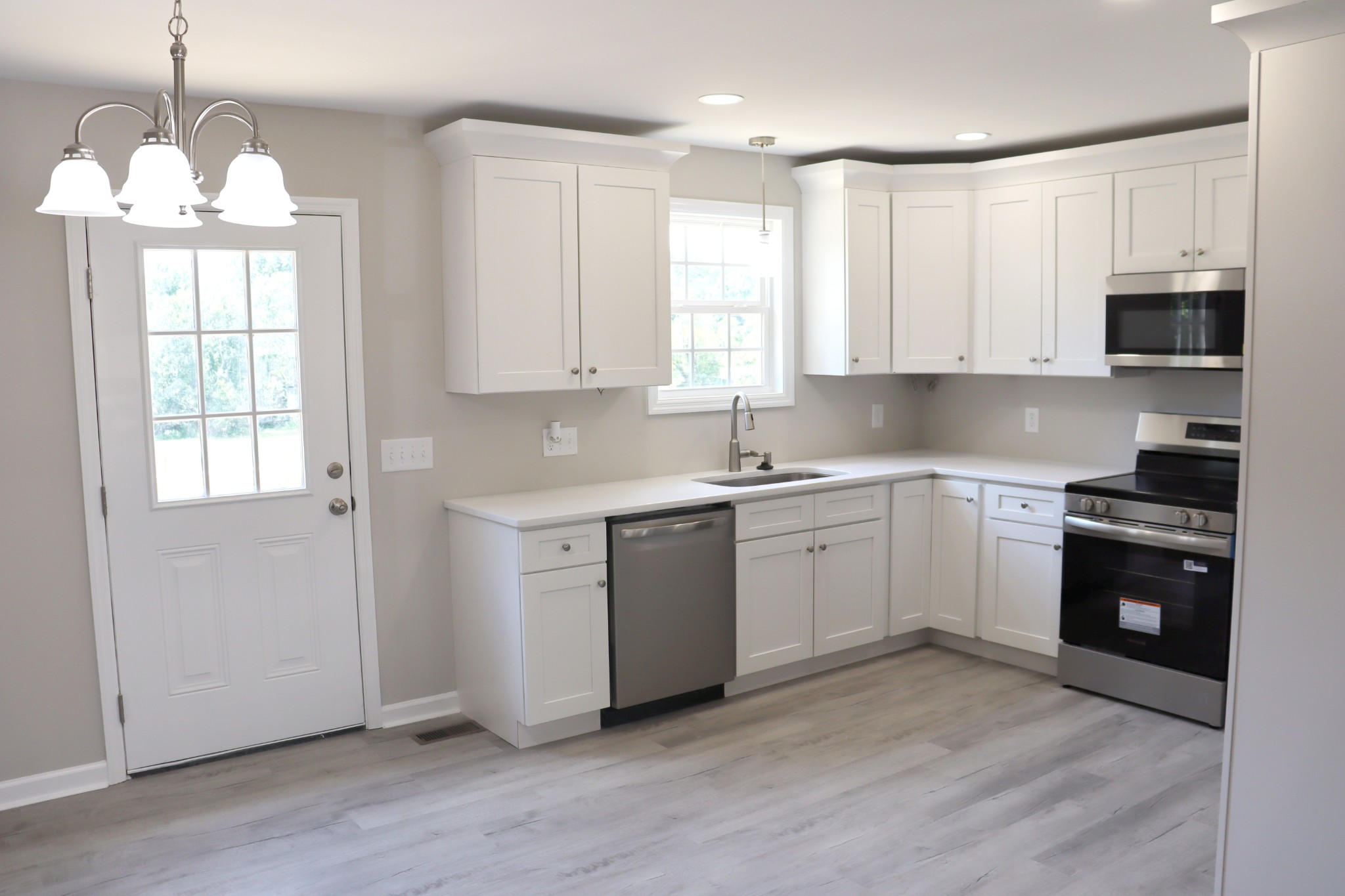 646 Ragsdale Road Manchester, TN 37355 - Photo 7 of 38 Gallery Image 7