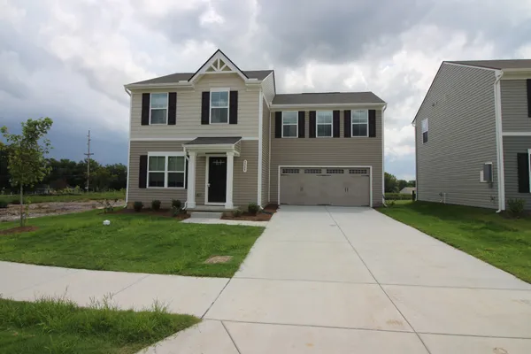 $2,450 | 2009 Westchester Drive, Nashville, TN 37207