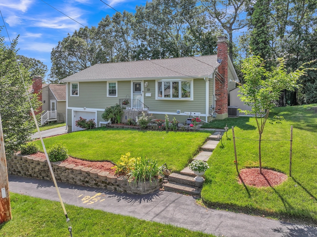 33 Claridge Road Worcester, MA 01606 - Photo 1 of 33 Gallery Image 1