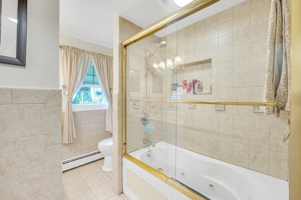 33 Claridge Road Worcester, MA 01606 - Photo 14 of 33 Gallery Image 14