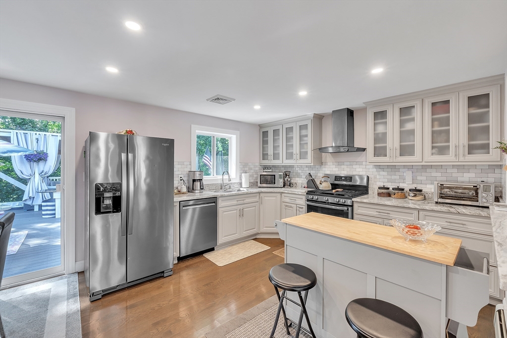 33 Claridge Road Worcester, MA 01606 - Photo 7 of 33 Gallery Image 7