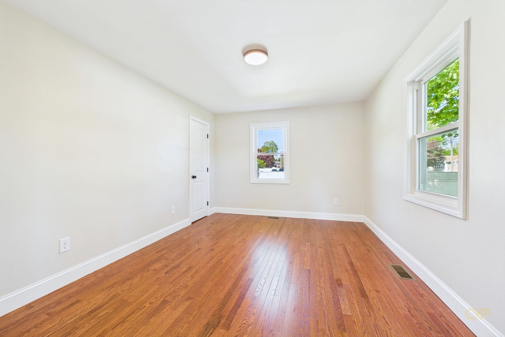 44 Wing Road Acushnet, MA 02743 - Photo 14 of 25