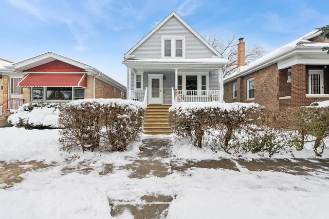 $389,900 | 5218 West Patterson Avenue, Chicago, IL 60641