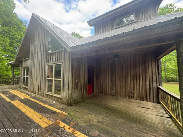 $205,000 | 134 Seldom Seen Cove, Braxton, MS 39044