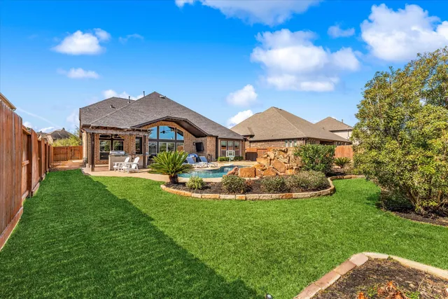 $729,900 | 18702 Hardy Trace Drive, Tomball, TX 77377