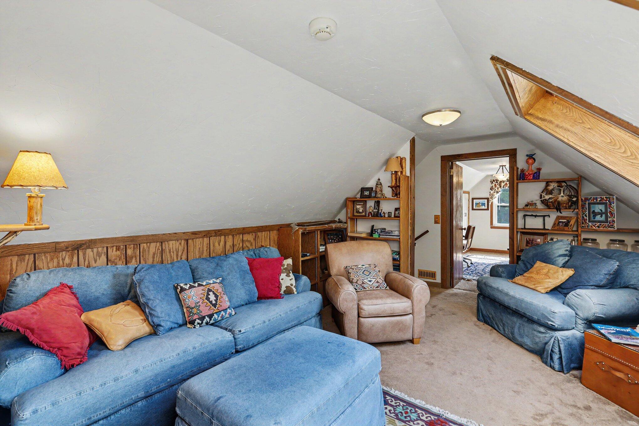 3988 Beeman Road Williamston, MI 48895 - Photo 27 of 71 2nd Floor Living Room