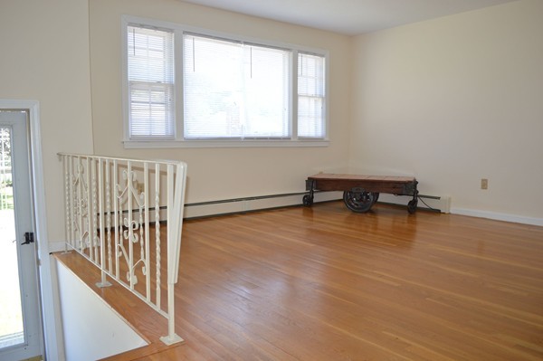 26 Circle Hill Road Salem, MA 01970 - Photo 2 of 13 Gallery Image 2